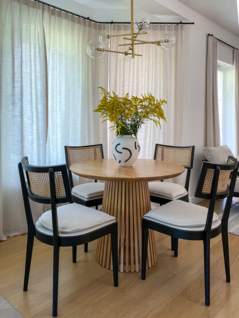 Zdjęcie jadalni w stylu transitional